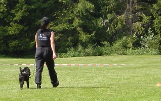 Gaby mit Evi - "Leinenfhrigkeit"